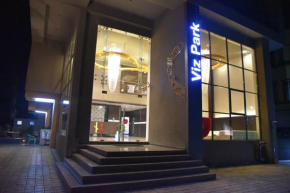 Отель Viz Park Hotel  Ананд